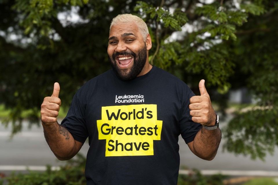 Sam Thaiday colours his hair for cancer